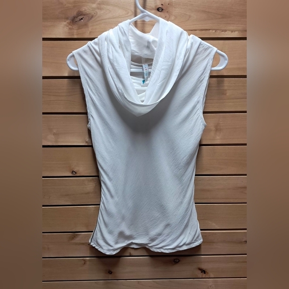 gingersnap bali Tops - Gingersnap Bali Hooded Tank Top Size S
